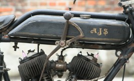 AJS/ Ariel/ BSA/ Matchless/ Norton/ Rudge/ Velocette  oder andere englische Marken