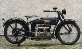 Henderson 1922 DeLuxe 1300cc 4 Zyl SV